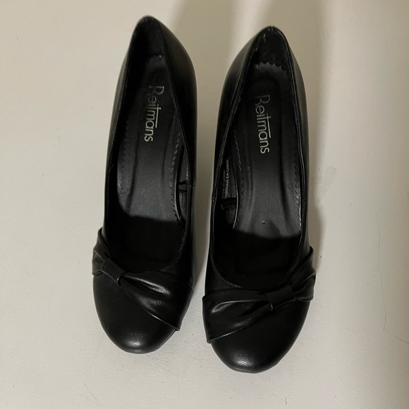 3 for $40. Womens shoes - Picture 2 of 4